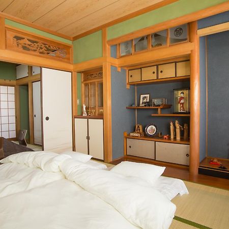Guest House Dougo-Yado Matsuyama  Exteriör bild