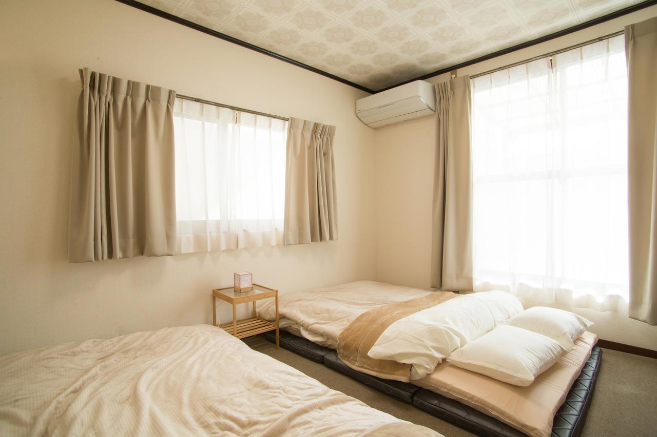 Guest House Dougo-Yado Matsuyama  Exteriör bild