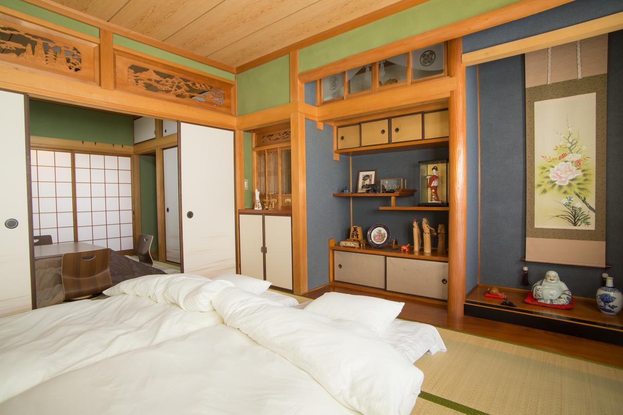 Guest House Dougo-Yado Matsuyama  Exteriör bild