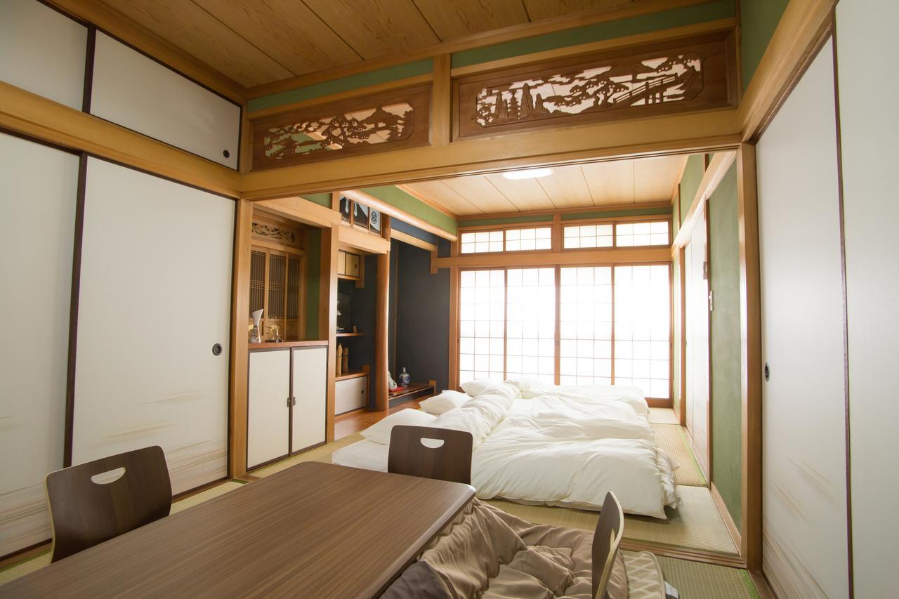 Guest House Dougo-Yado Matsuyama  Exteriör bild
